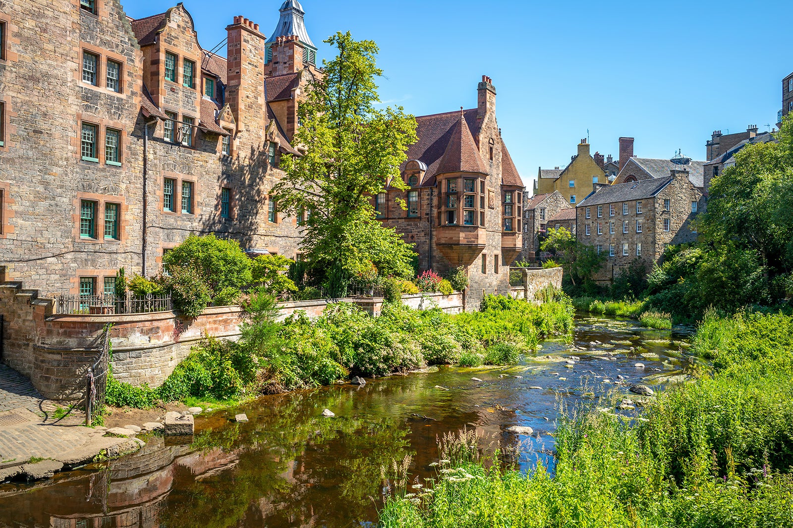 Stockbridge in Edinburgh A Classy Edinburgh Suburb Near the City Centre Go Guides