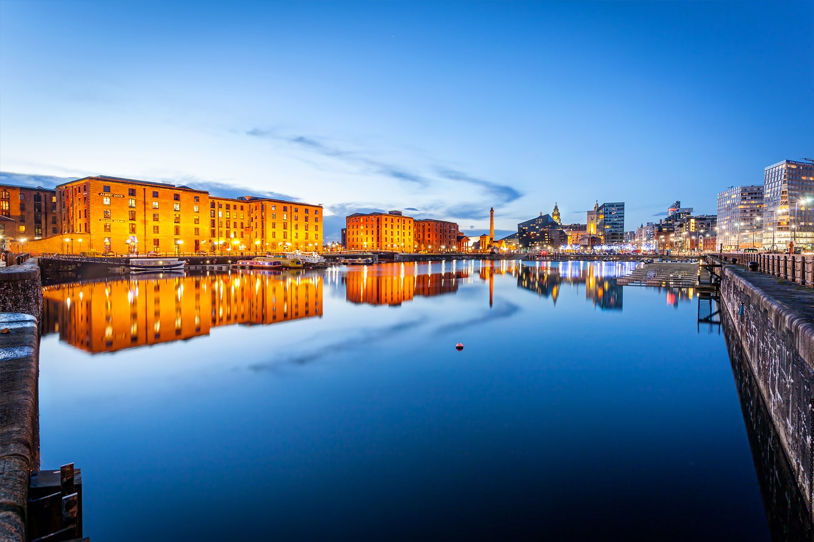 10-best-things-to-do-after-dinner-in-liverpool-where-to-go-at-night