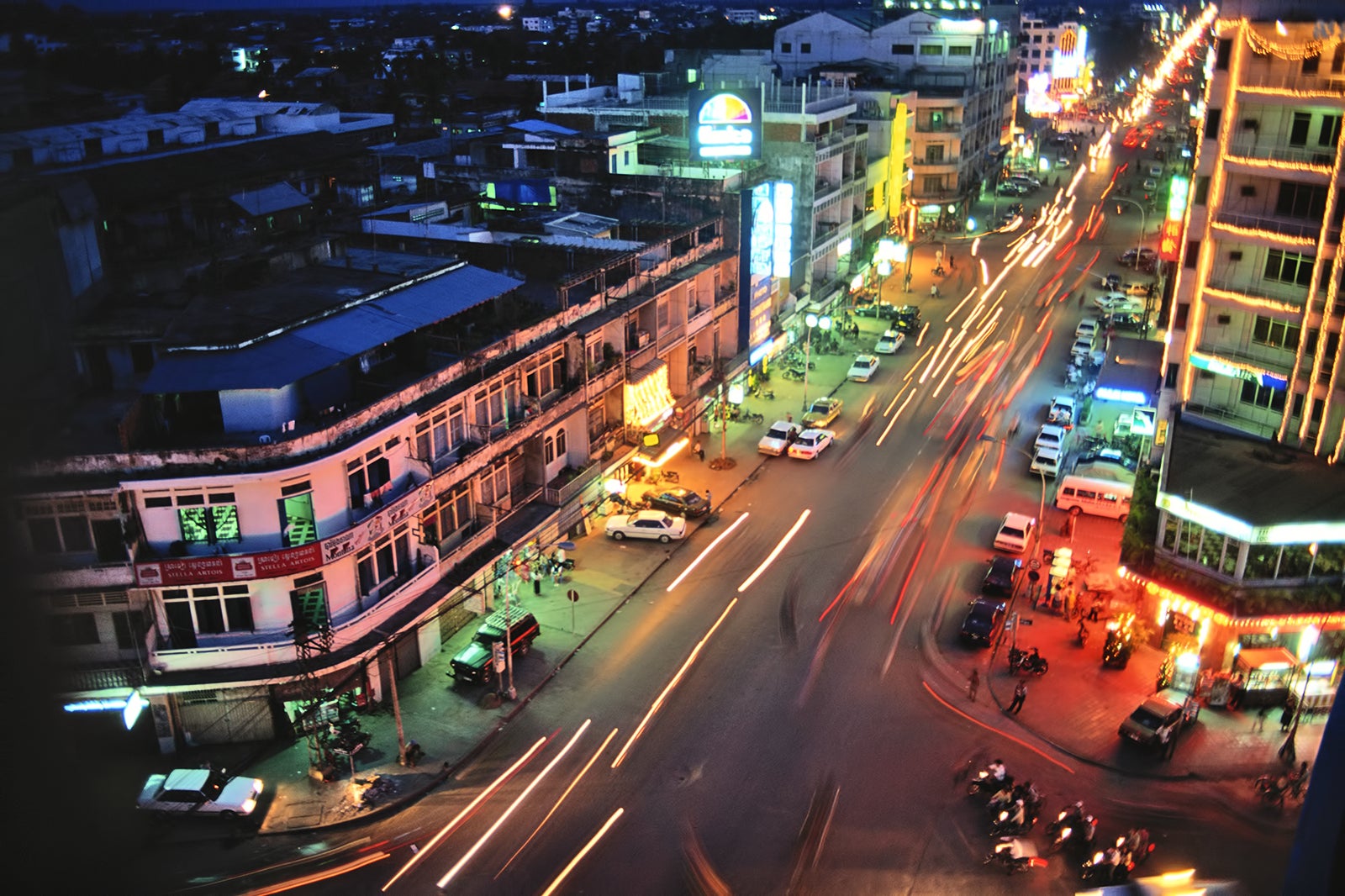 phnom penh night tour