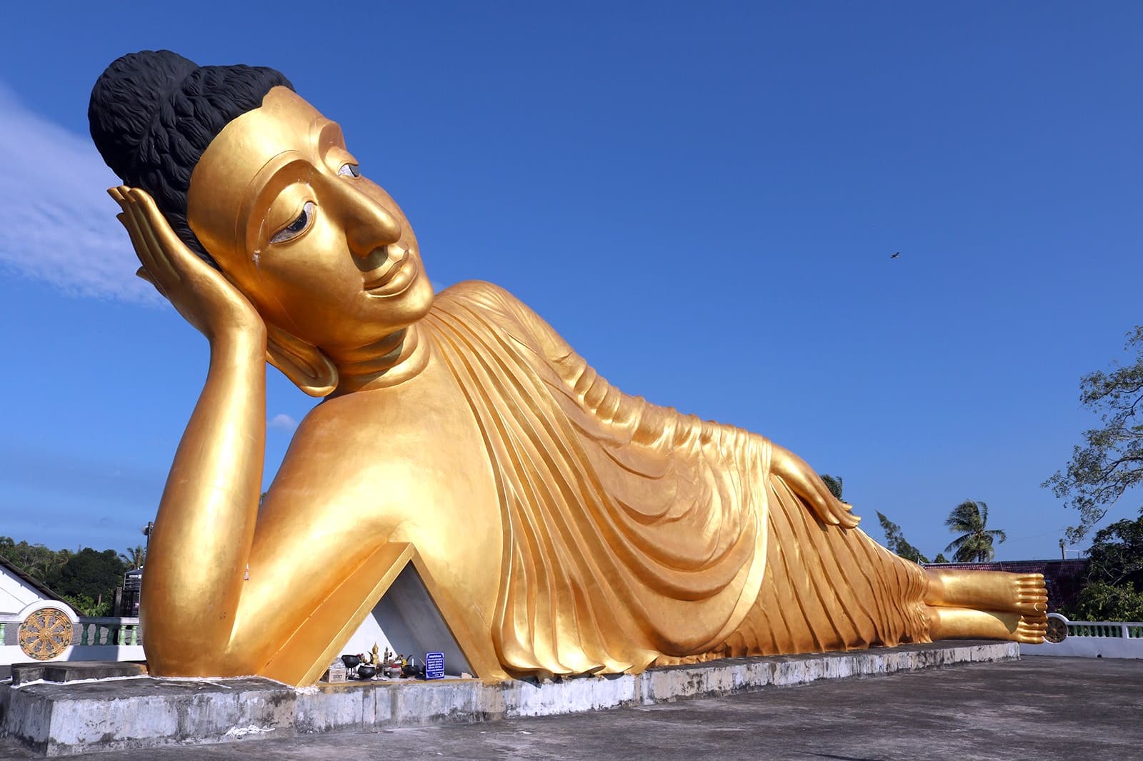 14 Biggest Buddhas In Thailand Big Buddha Statues Around Thailand 14-biggest-buddhas-in-thailand-big-buddha-statues-around-thailand