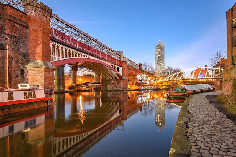 Manchester Información útil antes del viaje: Go Guides Manchester Información útil antes del viaje: Go Guides