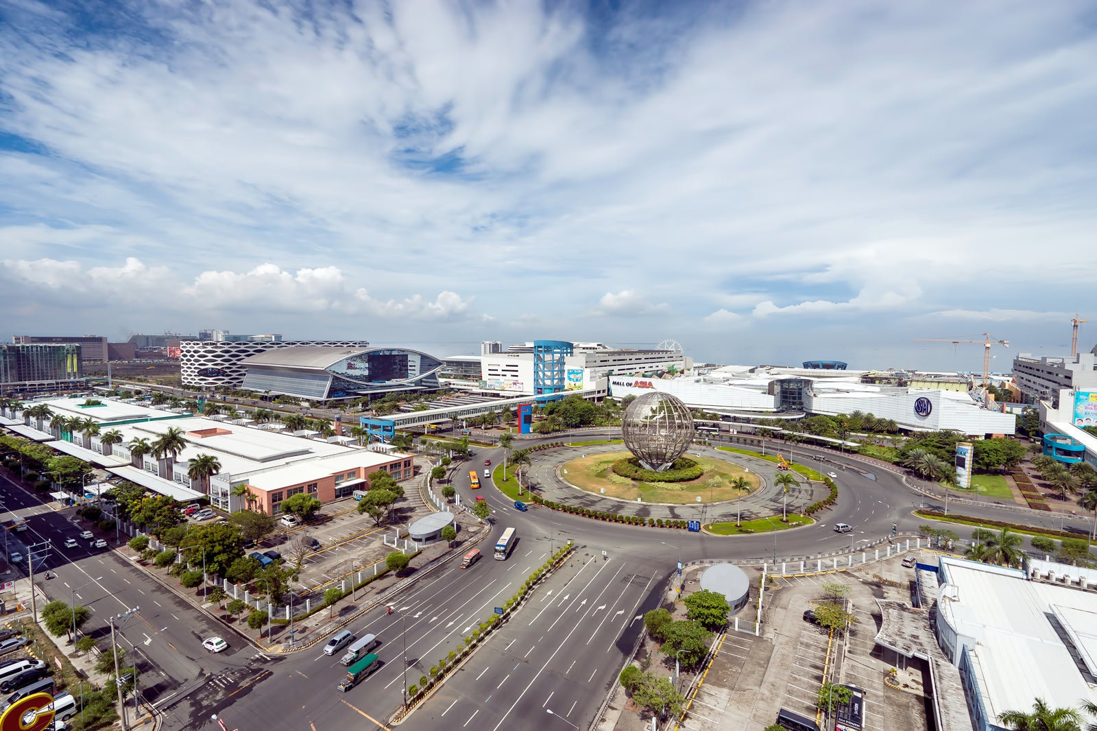 Manila Baywalk - A Fun Sunset Spot in Manila - Go Guides