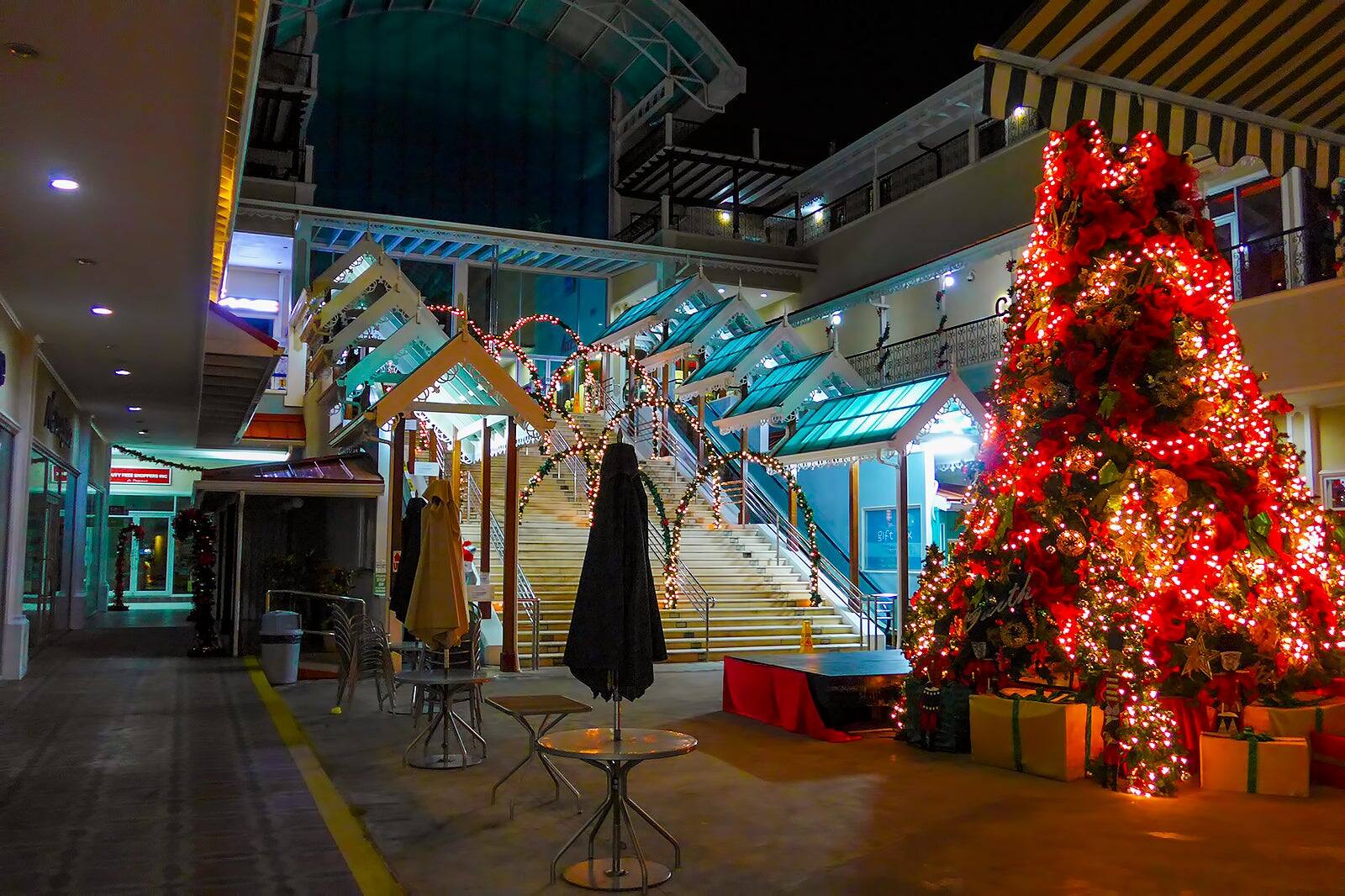 10 Best Places to Go Shopping in St Lucia - Where to Shop in St Lucia ...