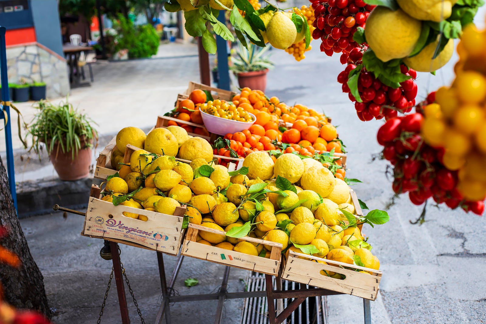 5 Best Markets On The Amalfi Coast Where To Go Shopping Like A Local 5 Best Markets On The Amalfi Coast Where To Go Shopping Like A Local