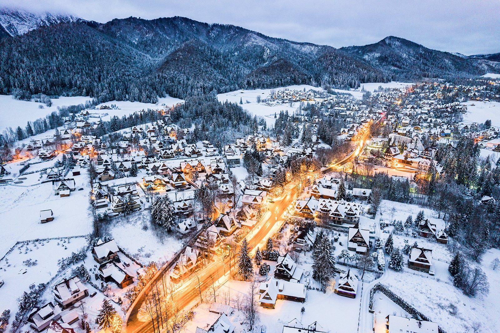 10 Best Ski Resorts in Europe - Where to Go Skiing and Snowboarding in ...