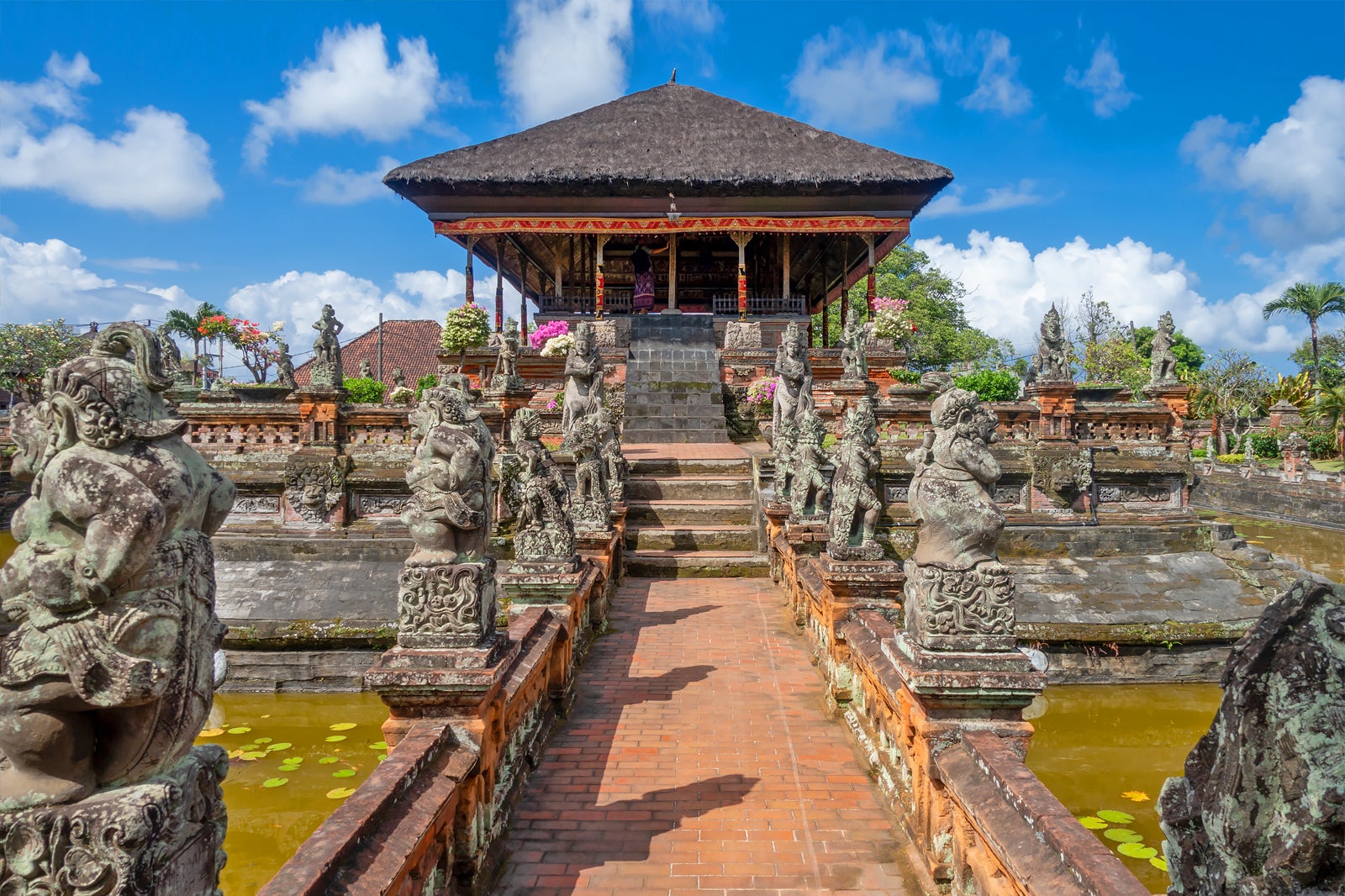 Hasil gambar untuk Kerta gosa village