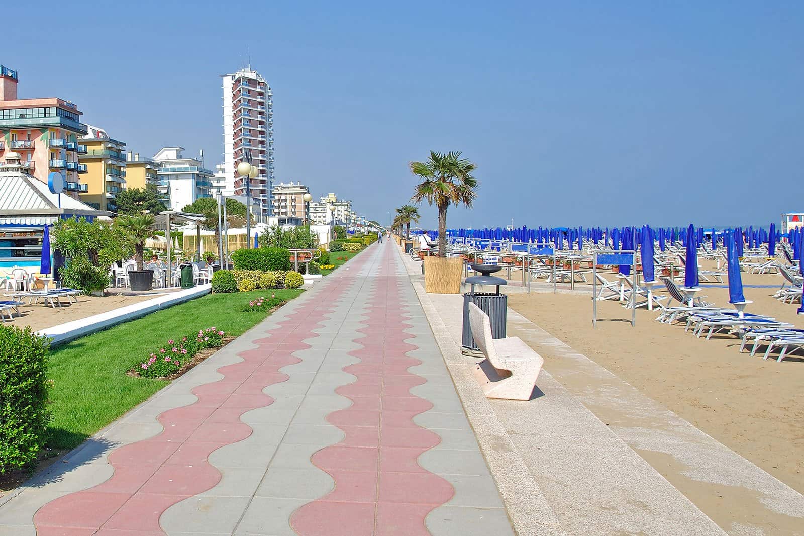 10 Cool Beach Activities in Jesolo - Great Jesolo Beach Activities ...