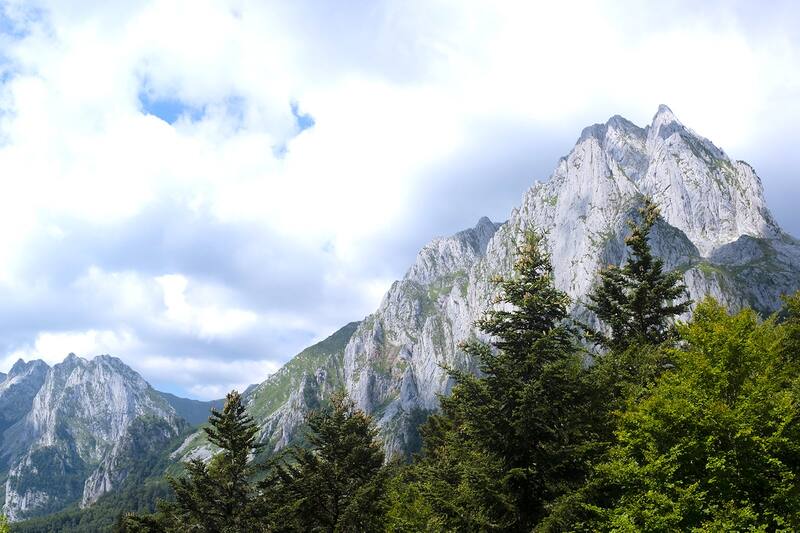 The 10 Most Beautiful Natural Sites in the Pyrenees - On the Edge of ...