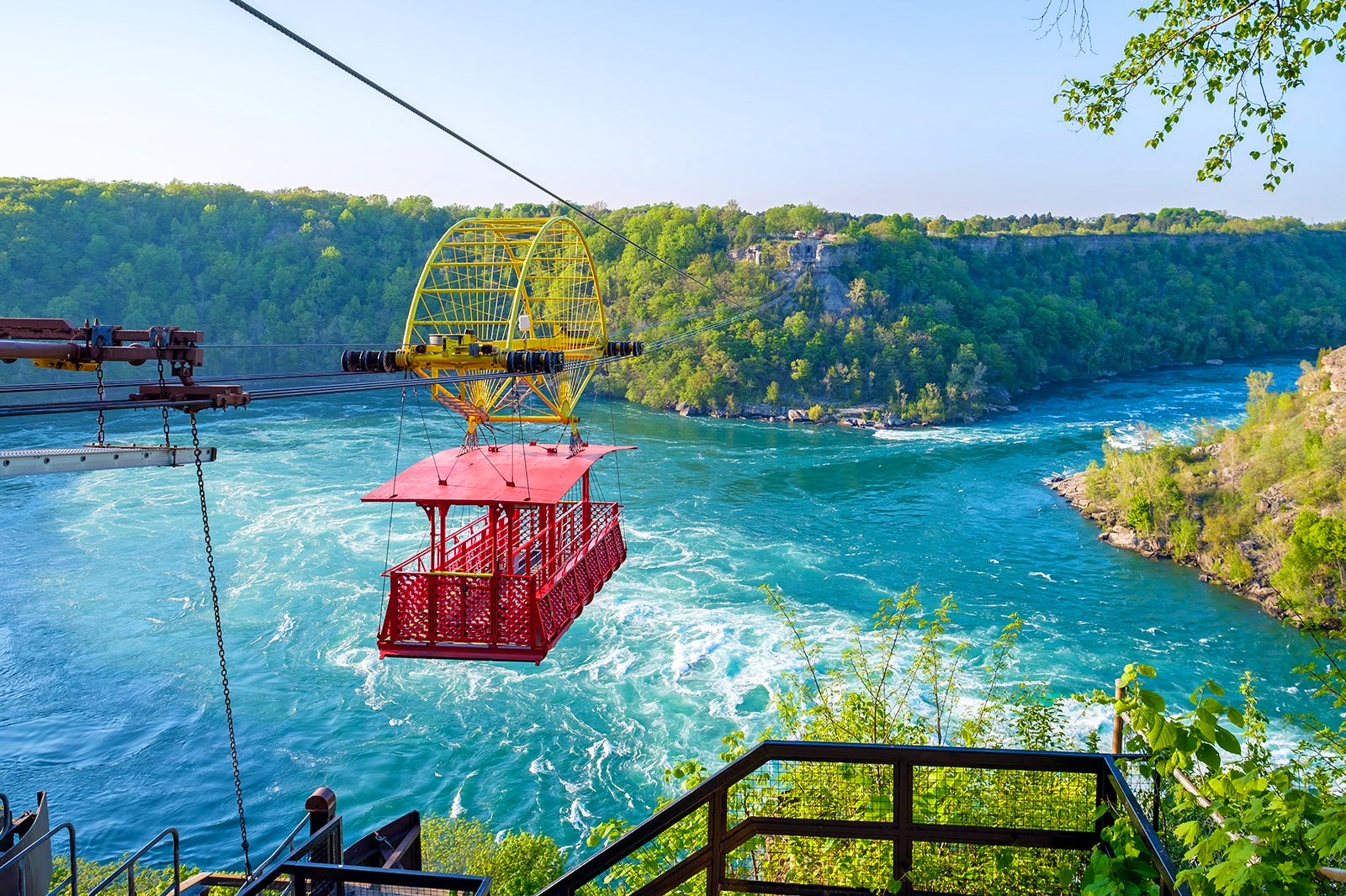 Niagara Falls Fun for Kids: List of Splash Pads and Outdoor Swimming Pools