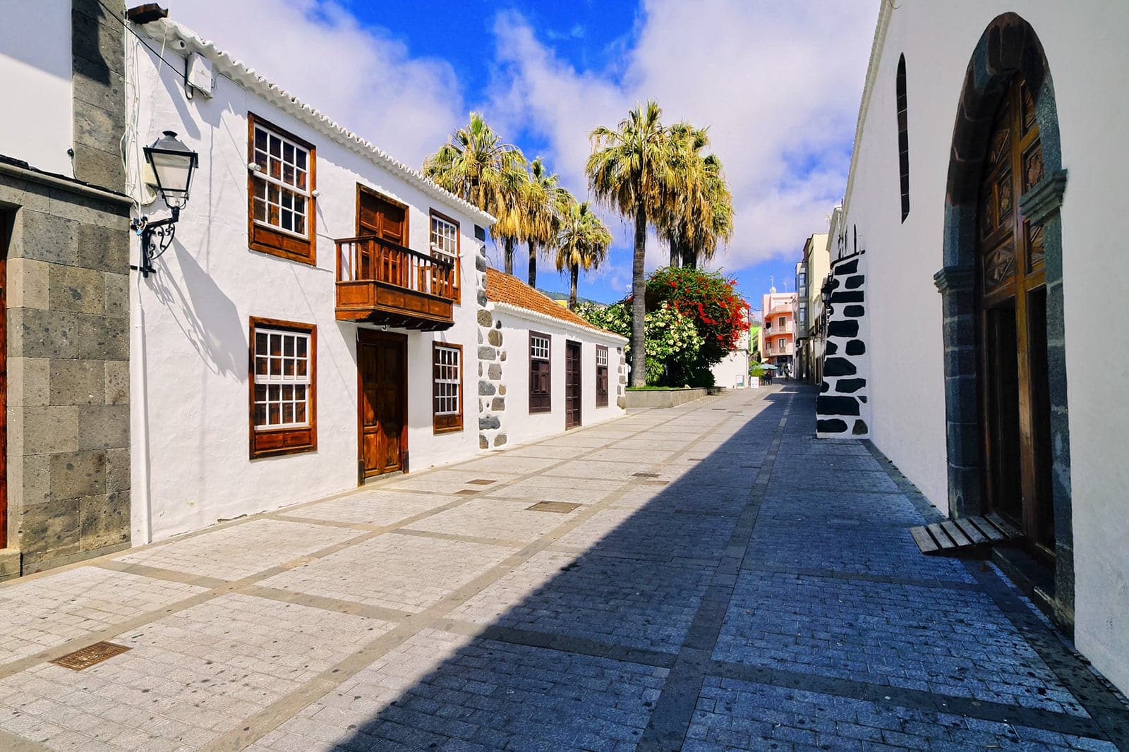 10 Best Towns and Resorts in the Canary Islands - Where to Stay in the ...