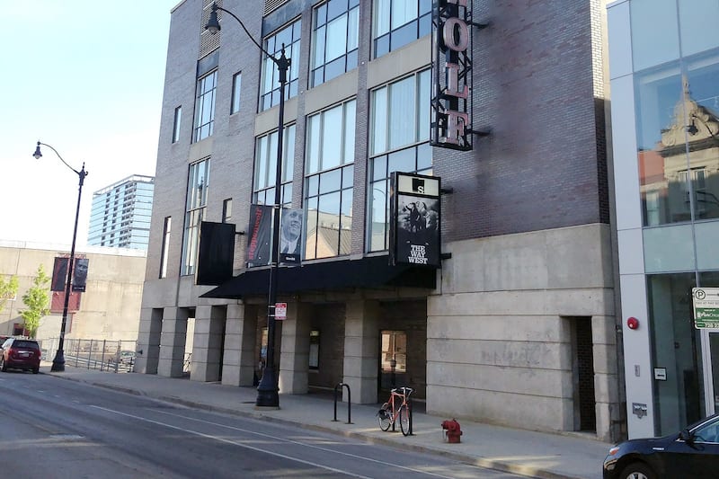 Steppenwolf Theatre in Chicago Visit a Legendary Chicago Theater Go