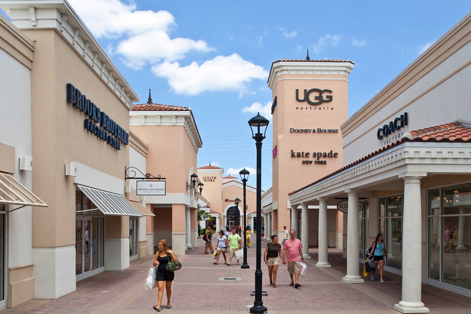 Orlando International Premium Outlets - Huge Outlet Mall on International Drive