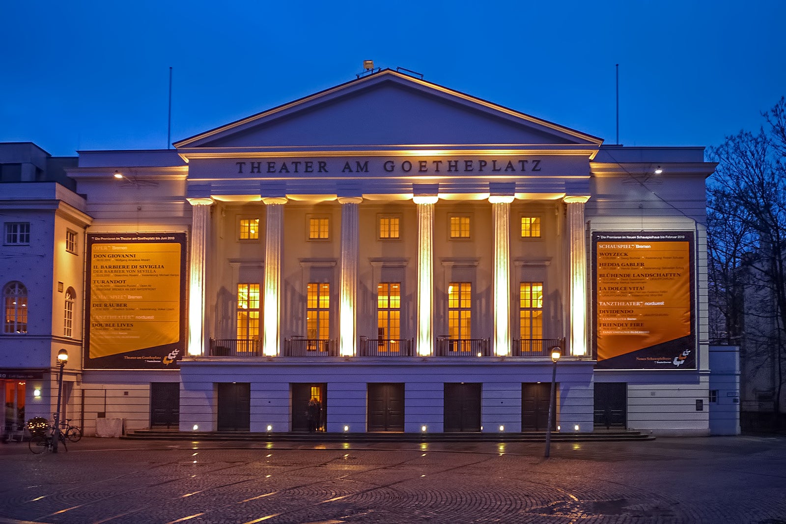  Foto zu 10 Best Things to Do After Dinner in Bremen - Where to Go in Bremen at 