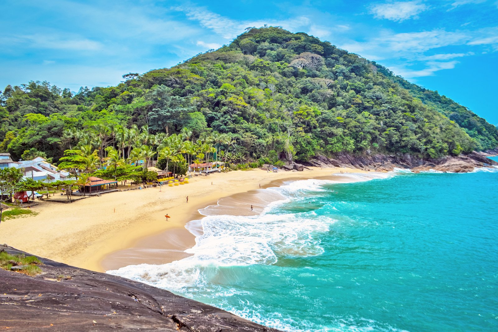 Nice weather, a quiet beach and exciting chess battles in Brazil