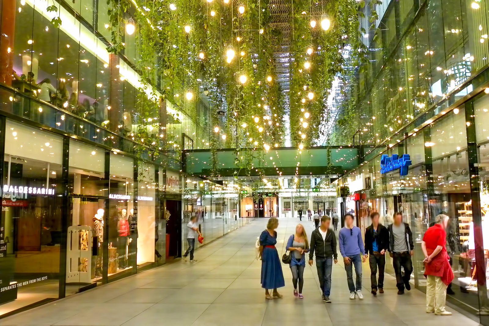 Are Shops Open Today In Munich