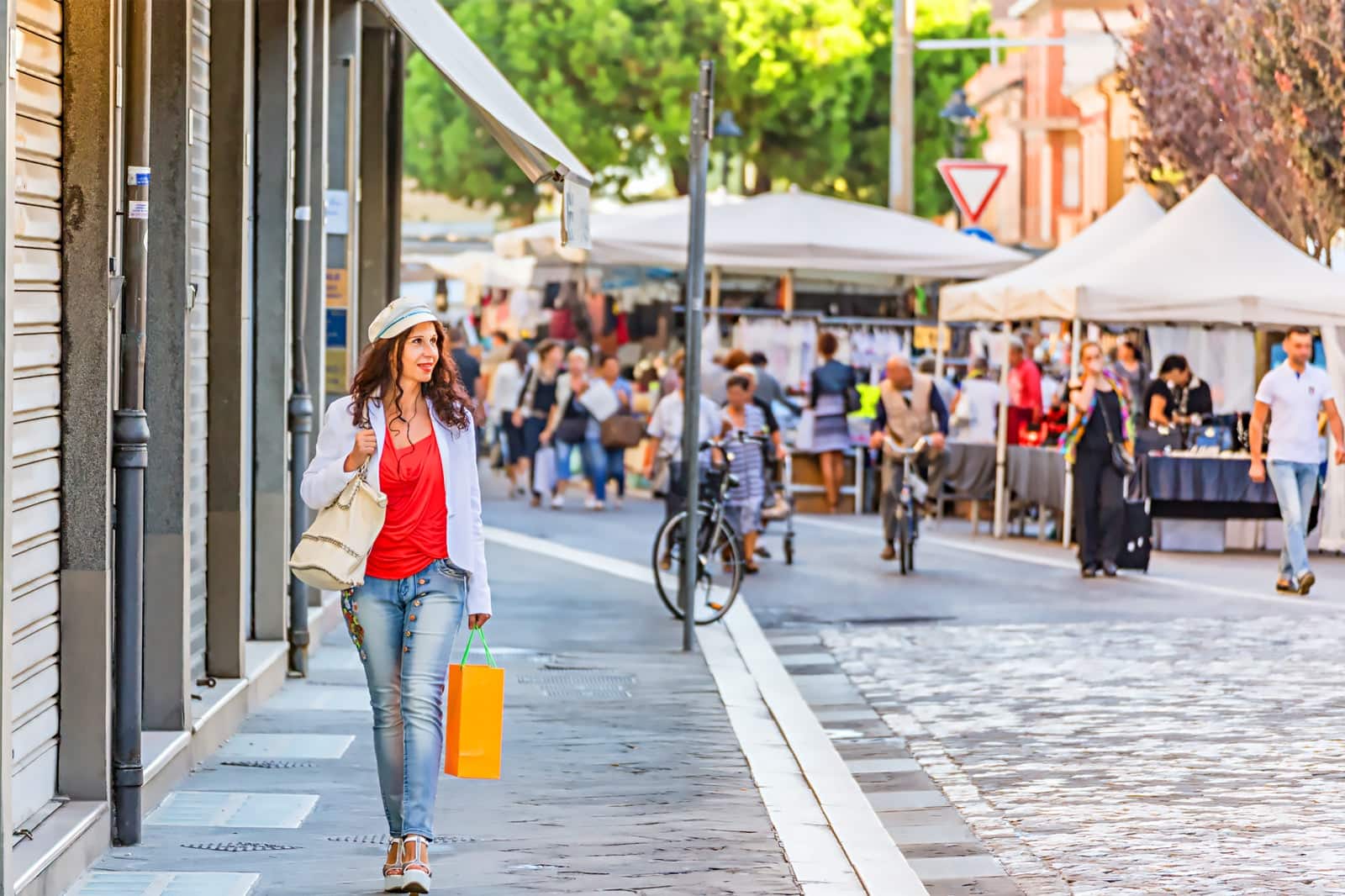 10 Best Places to Go Shopping in Rimini - Where to Shop in Rimini and ...