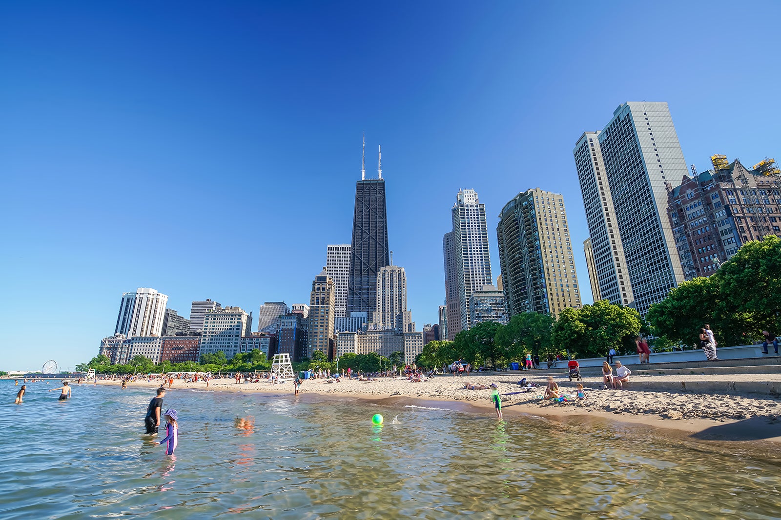 North Avenue Beach in Chicago - Beachside for Bums and Athletes Alike ...