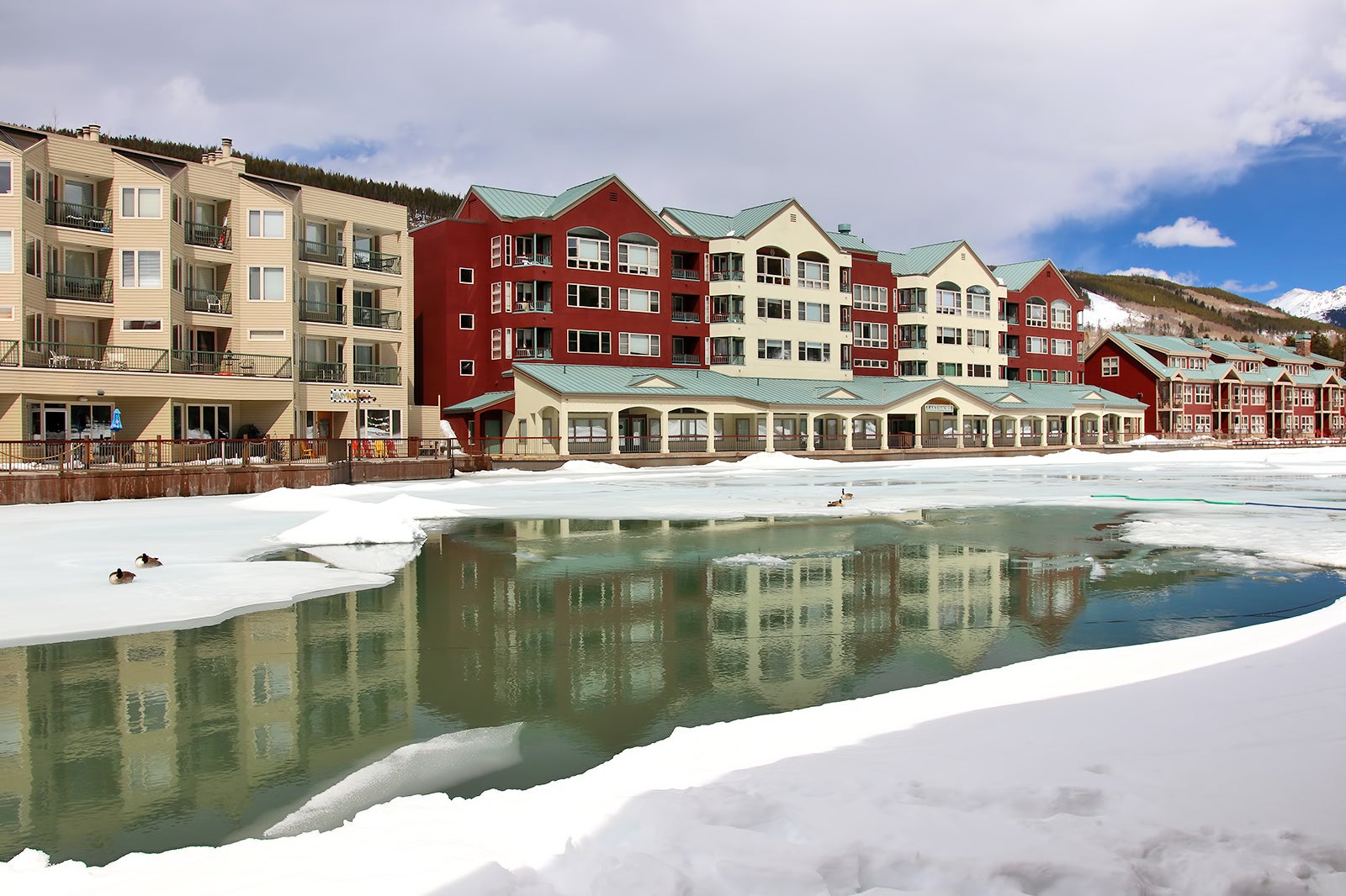 10 Best Ski Resorts Near Denver - Where to Go Skiing and Snowboarding