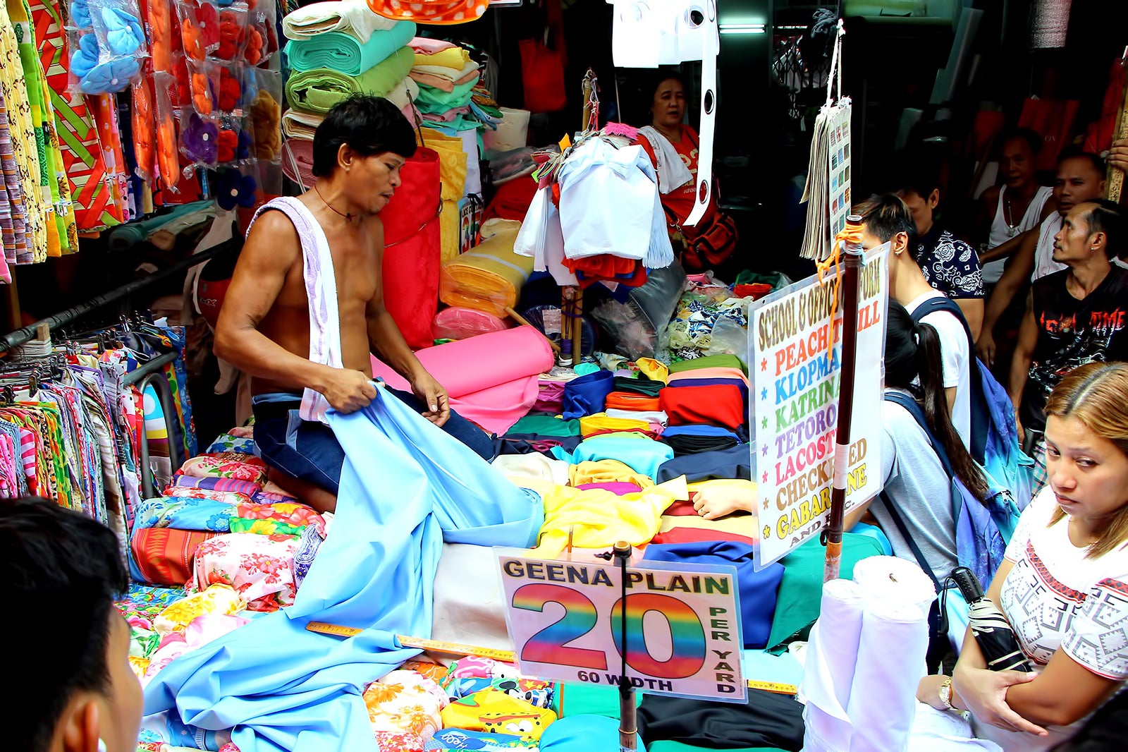 Divisoria Manila Philippines A Woman Peddler Sells Toys At A Local ...