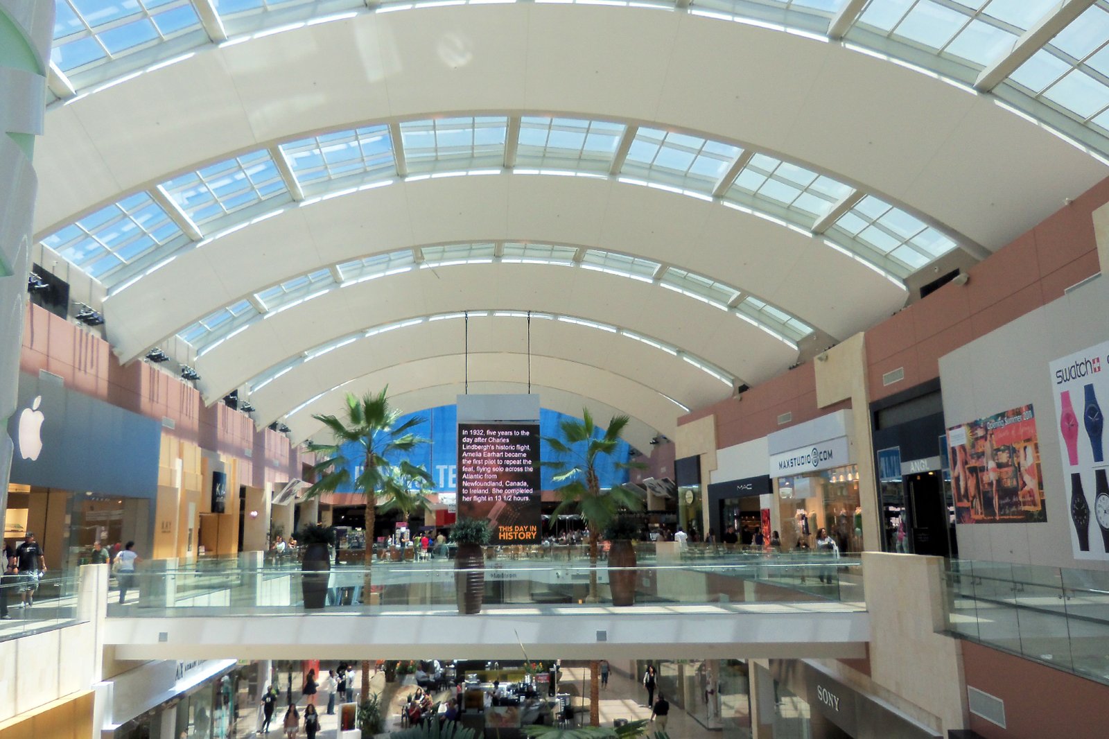 Shopping Center Westfield Topanga