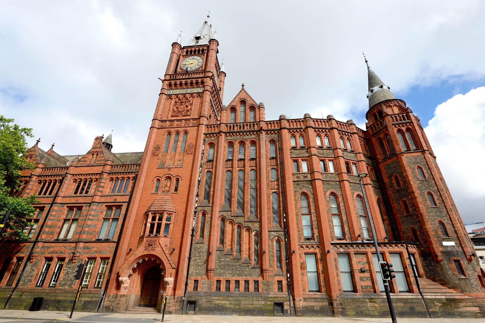 Victoria Building - University Building Turned Museum, Gallery and More ...