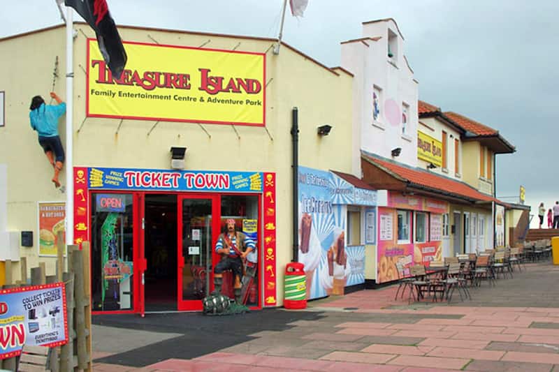 10 Family Things to Do in Eastbourne - Fun Places in Eastbourne to Take