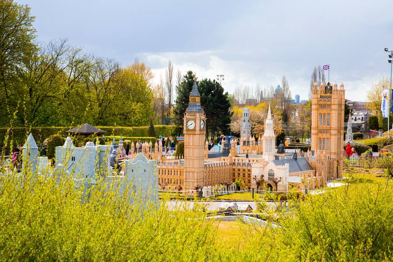 ブリュッセル 便利な情報満載の旅行ガイド Go Guides ブリュッセル 便利な情報満載の旅行ガイド Go Guides