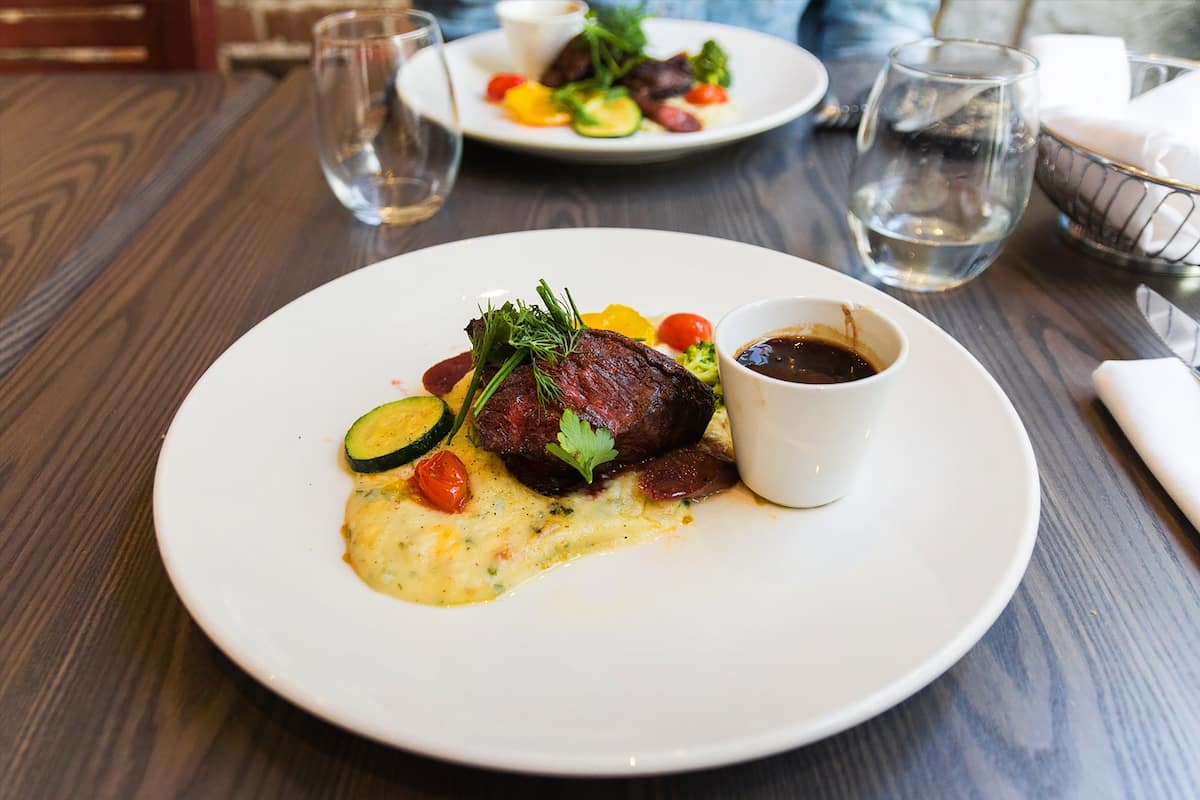 Edmonton - What you need to know before you go – Go Guides