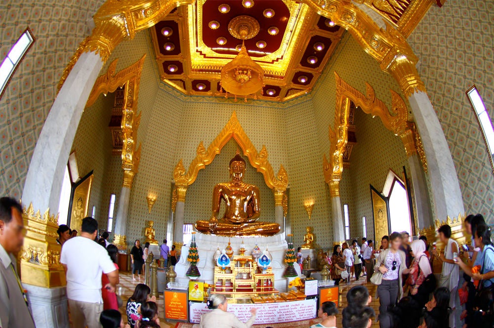 Wat Traimit In Bangkok Temple Of Golden Buddha In Chinatown Bangkok Go Guides