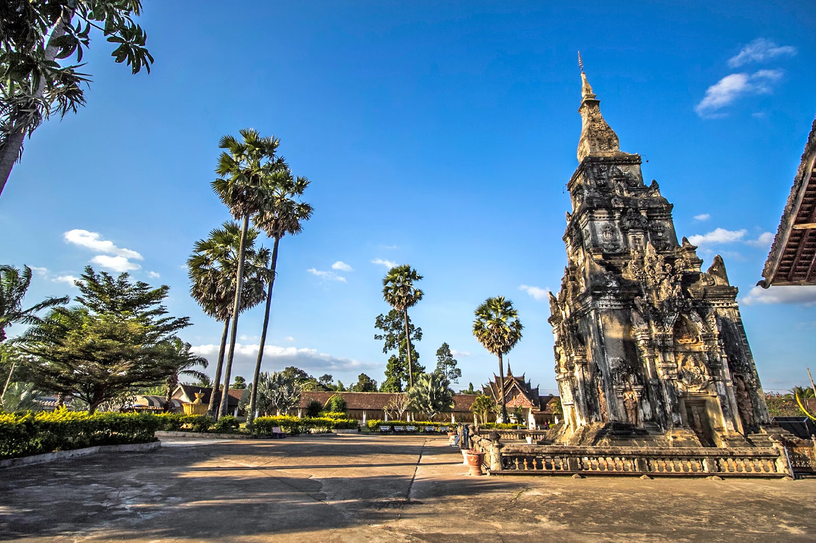 savannakhet tourist attractions