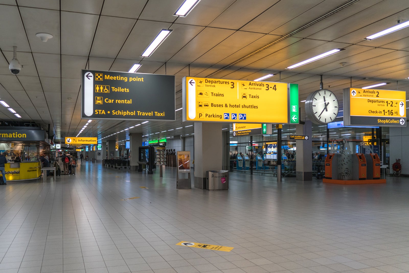 Amsterdam Schiphol Airport - The Netherlands’ Busiest and Award-Winning ...