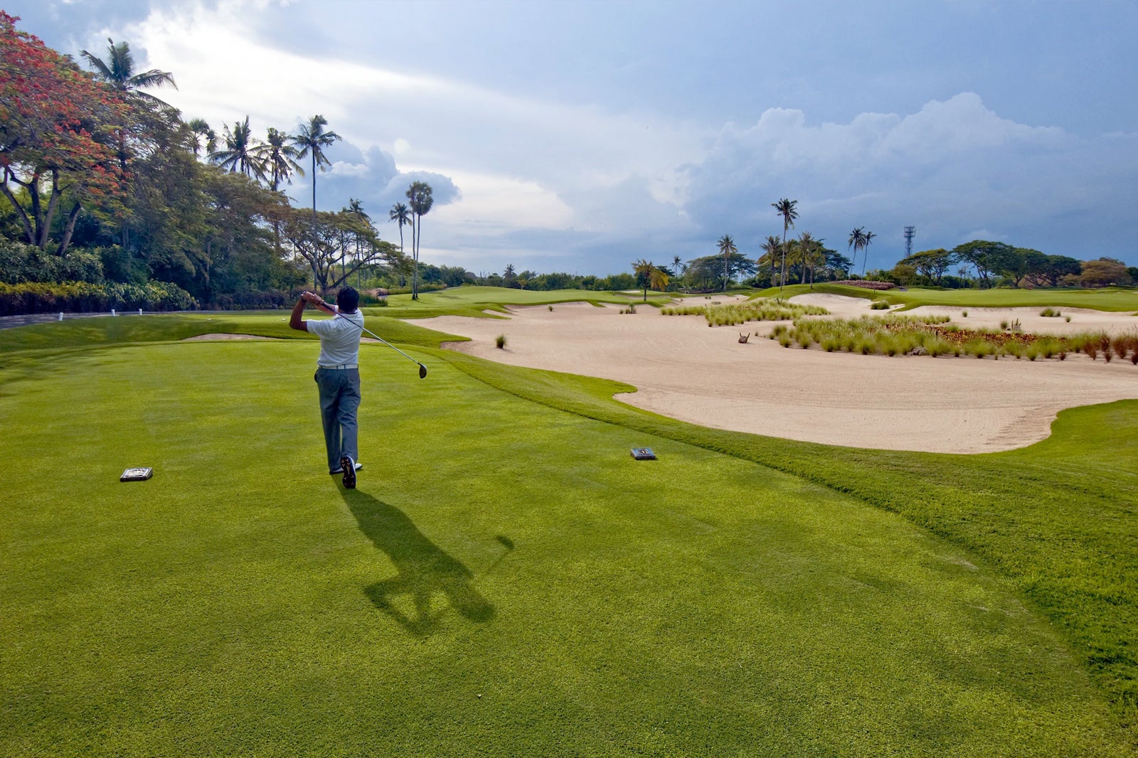 golf tours in bali