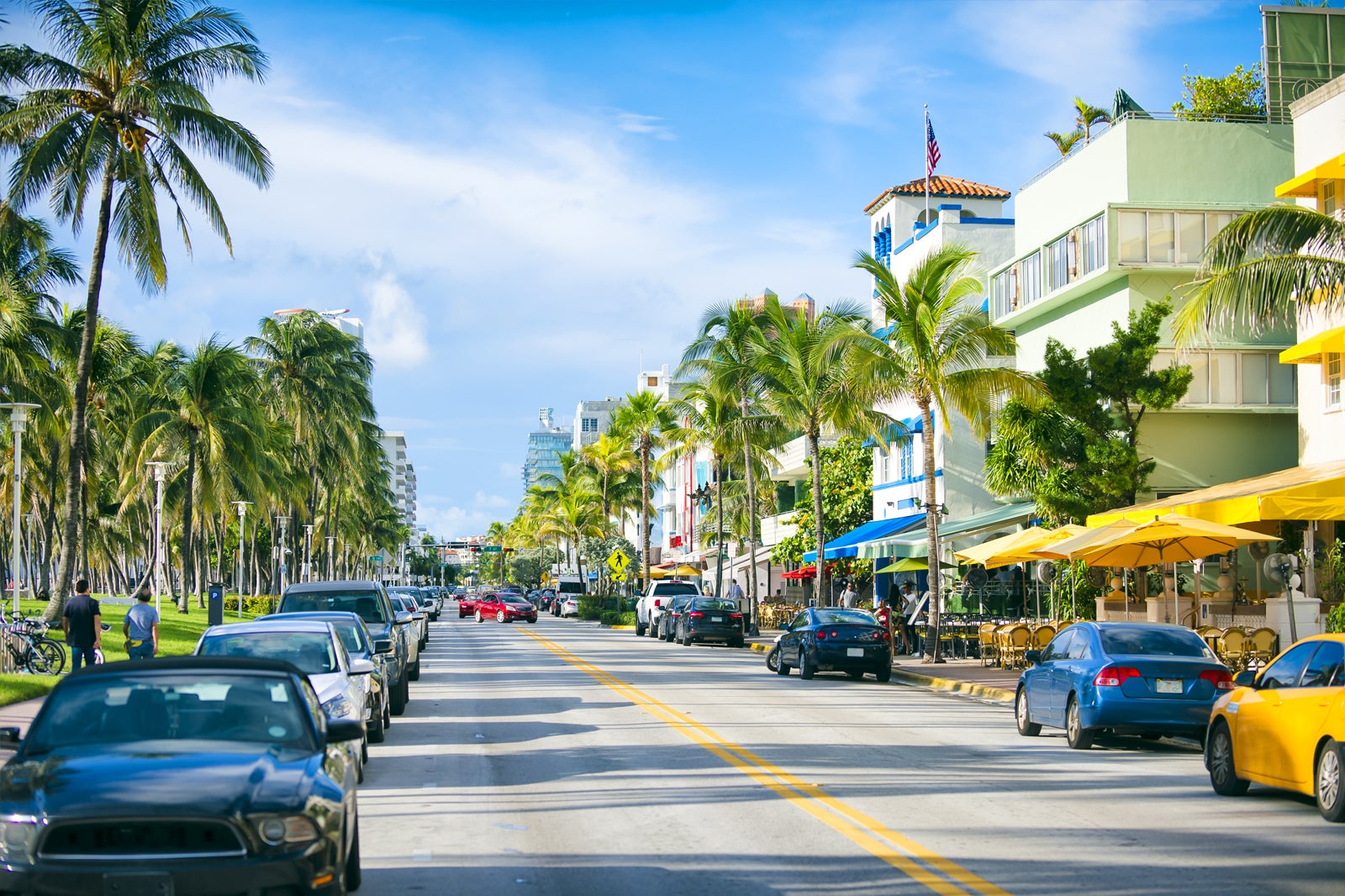 cruise on ocean drive miami