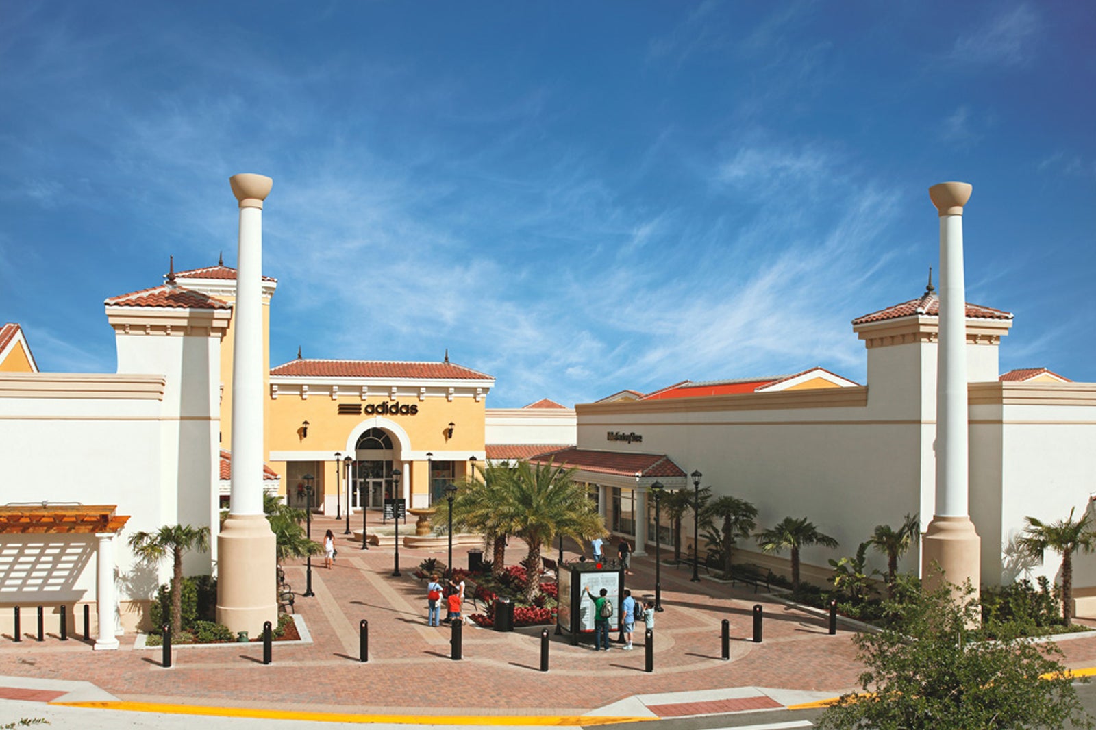 Louis Vuitton Orlando Millenia Store in Orlando, United States