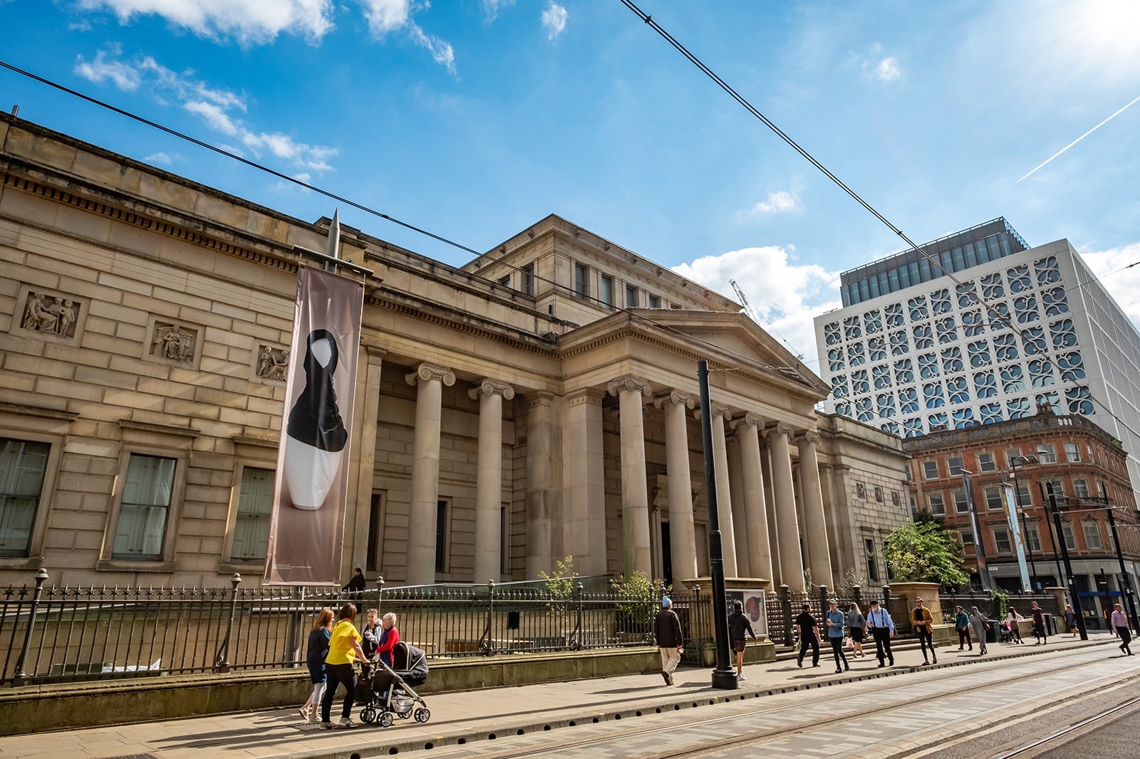 Manchester Art Gallery See Masterpieces Of Artwork From Around The manchester-art-gallery-see-masterpieces-of-artwork-from-around-the