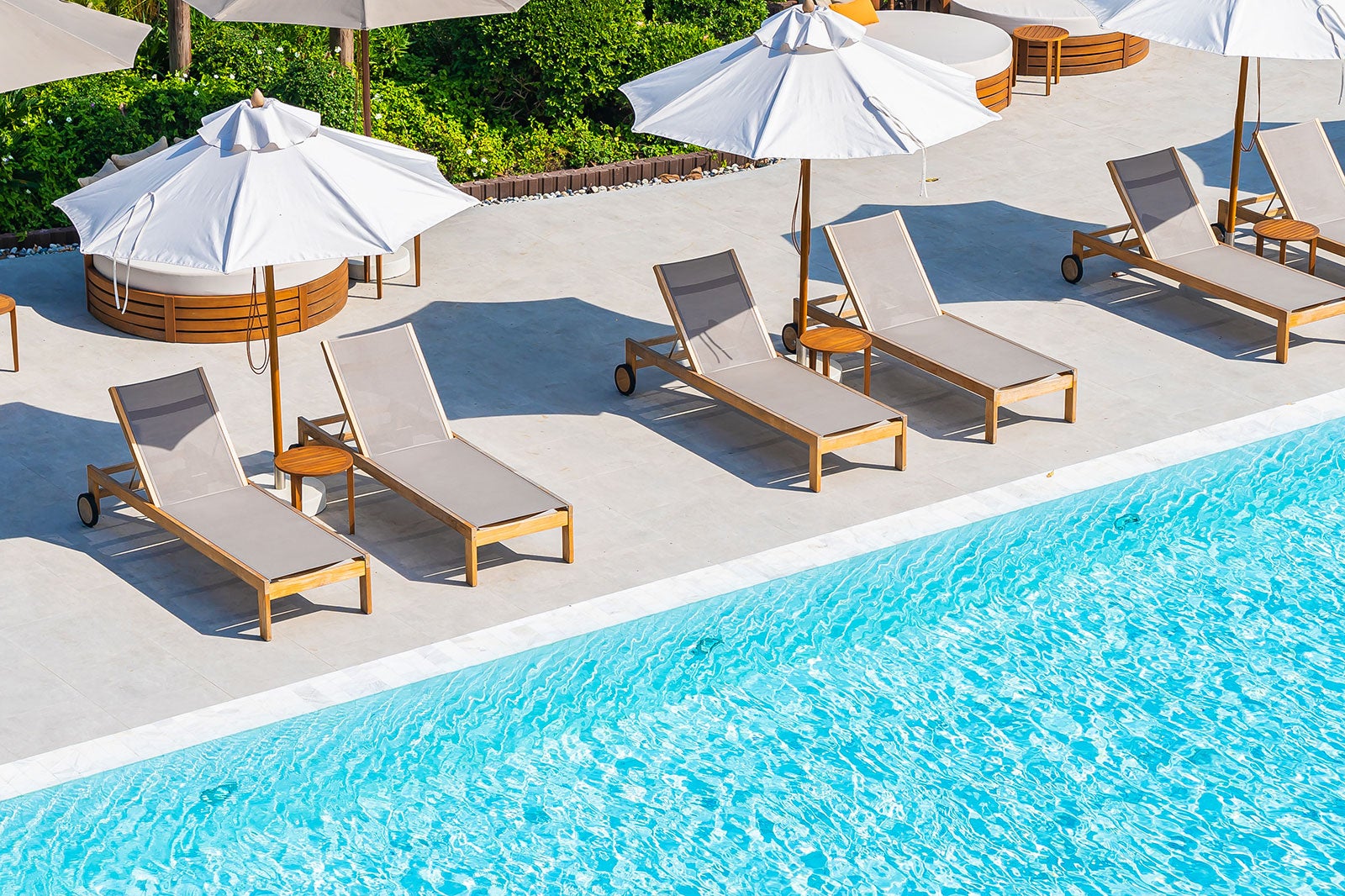 10 beautiful indoor hotel pools