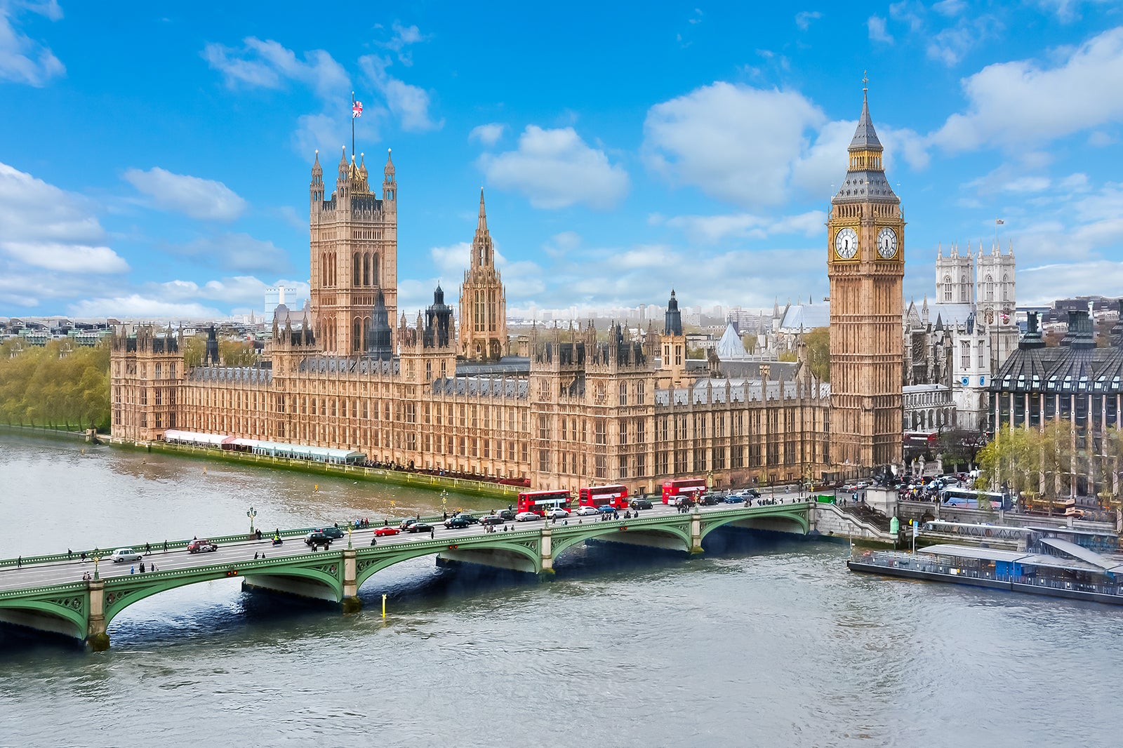 Big Ben and the Houses of Parliament - A Historic Icon and the Seat of  British Government – Go Guides