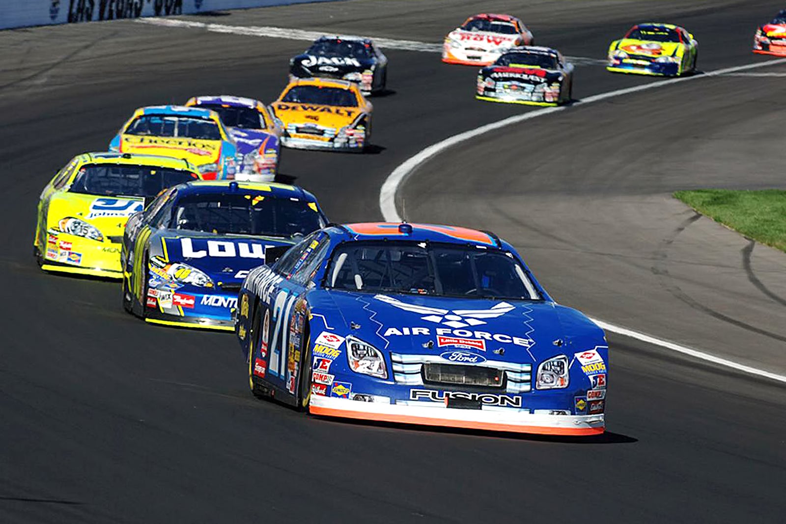 Richard Petty Driving Experience Nascar Driving Experience In Daytona Beach Go Guides