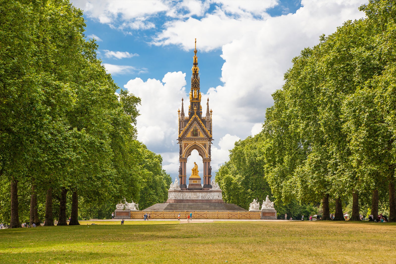 Hyde Park in London - Stroll Through a Historic Royal Park - Go Guides