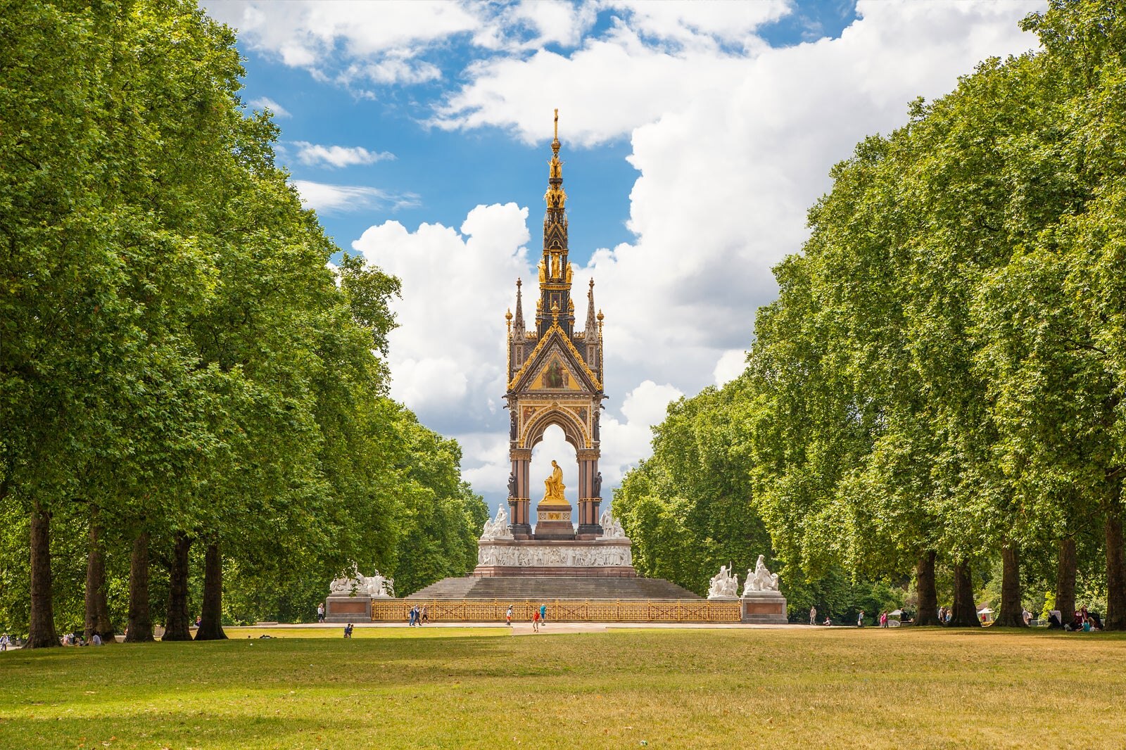 Hyde Park In London Stroll Through A Historic Royal Park Go Guides Hyde Park In London Stroll Through A Historic Royal Park Go Guides
