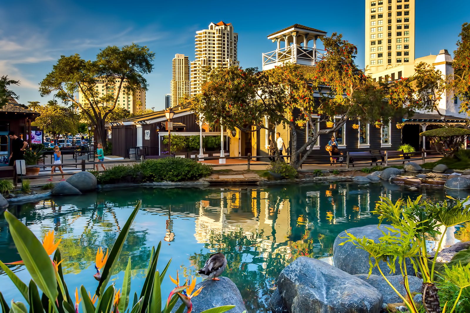 San Diego Bay Waterfront Enclave with Great Restaurants, Bars and