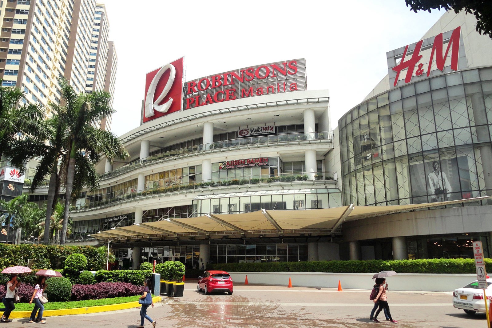 new era robinsons ermita