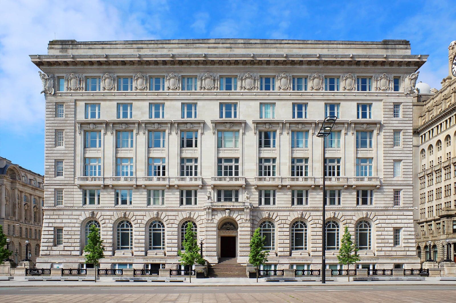 10 Most Iconic Buildings in Liverpool - Explore the Best of Liverpool's ...