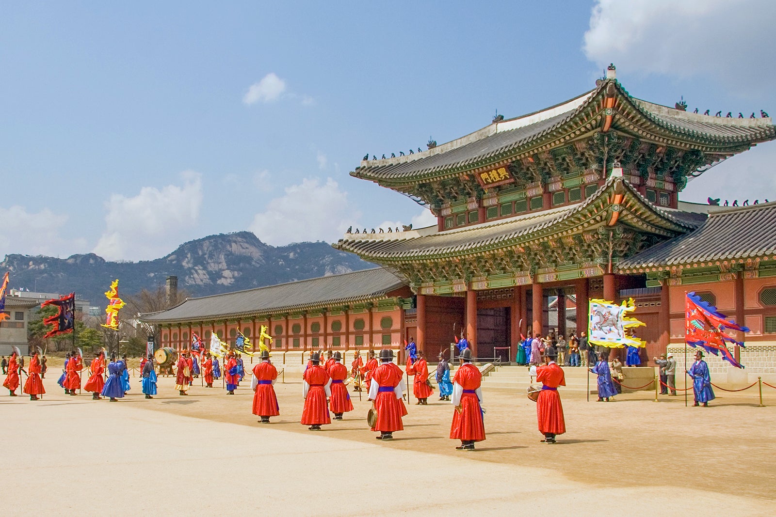 Seoul Travel Essentials - Useful Information to Help You Start Your ...