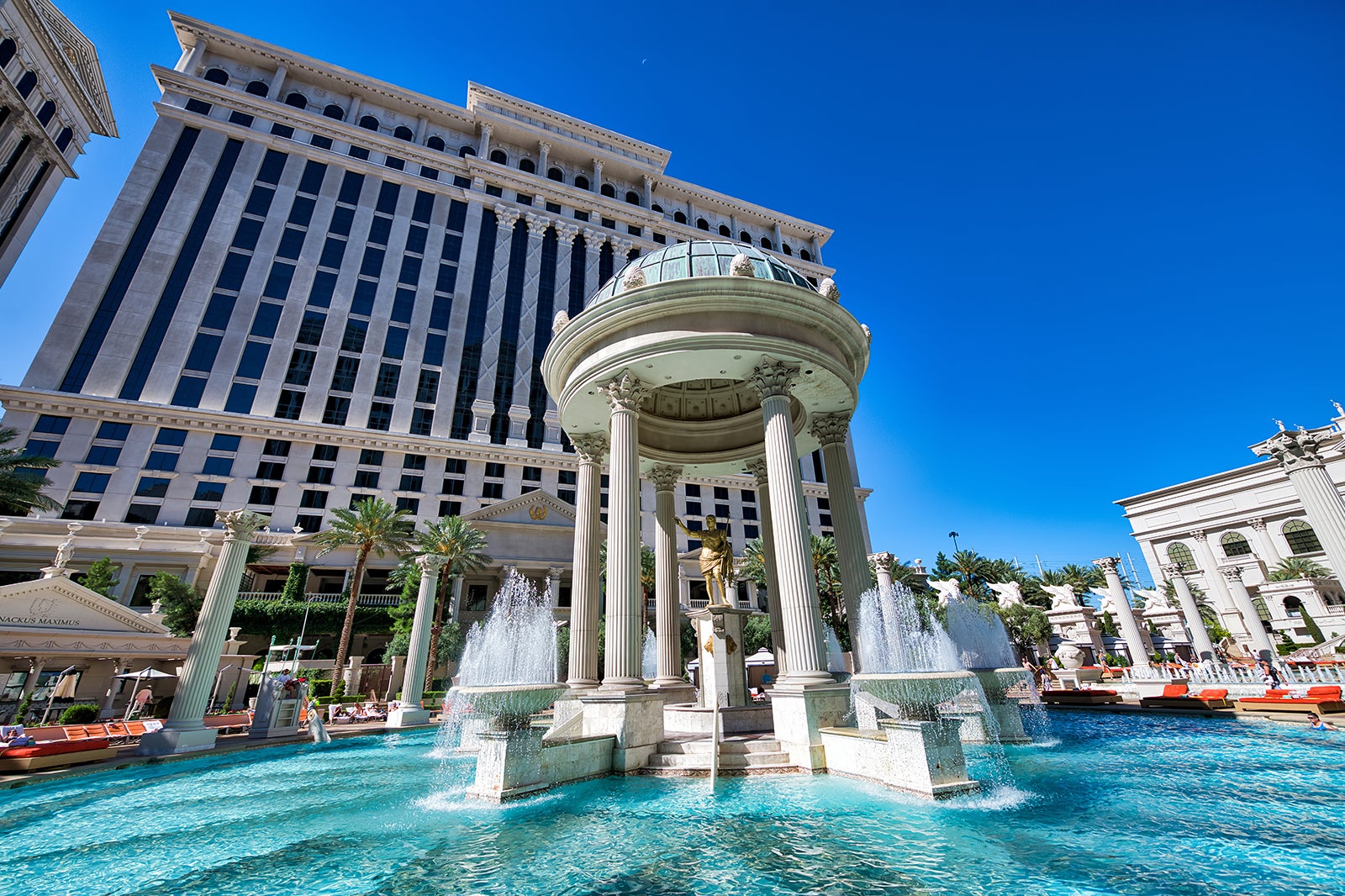 Things You Should Stop Wasting Money on in Las Vegas, From a Local