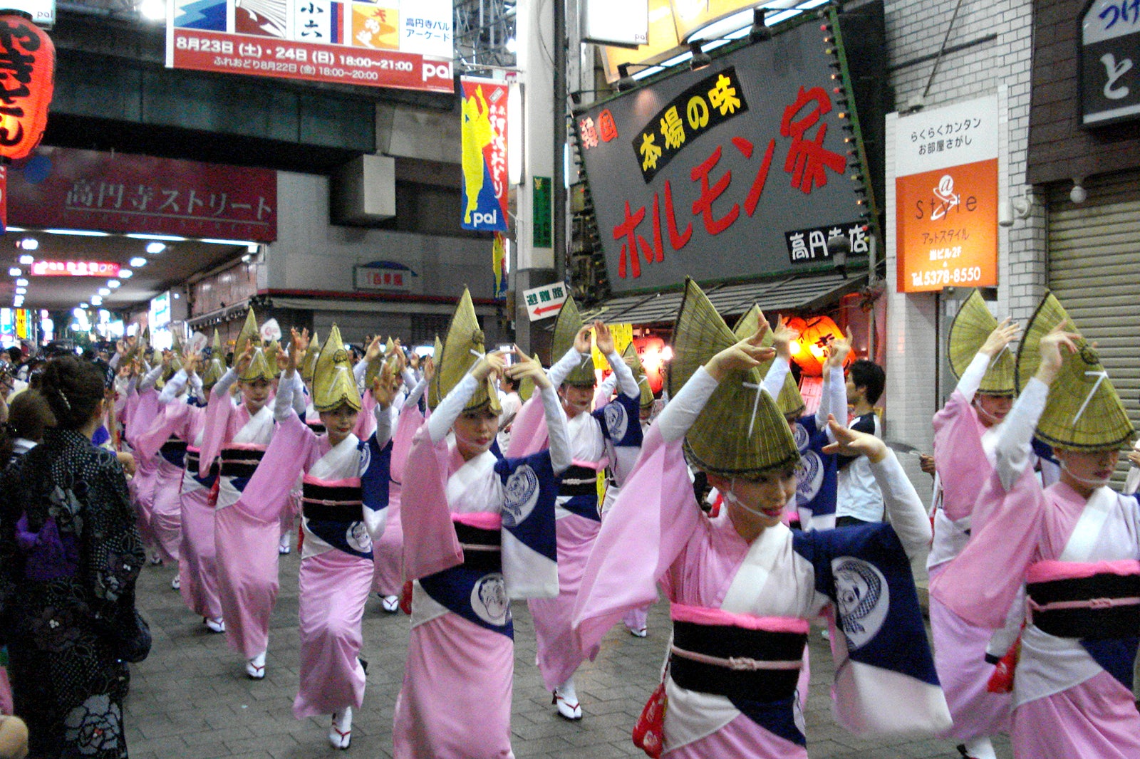 日本各地の祭り トップ 10 日本の伝統と地域の魅力を体感できる おすすめのお祭りガイド Go Guides