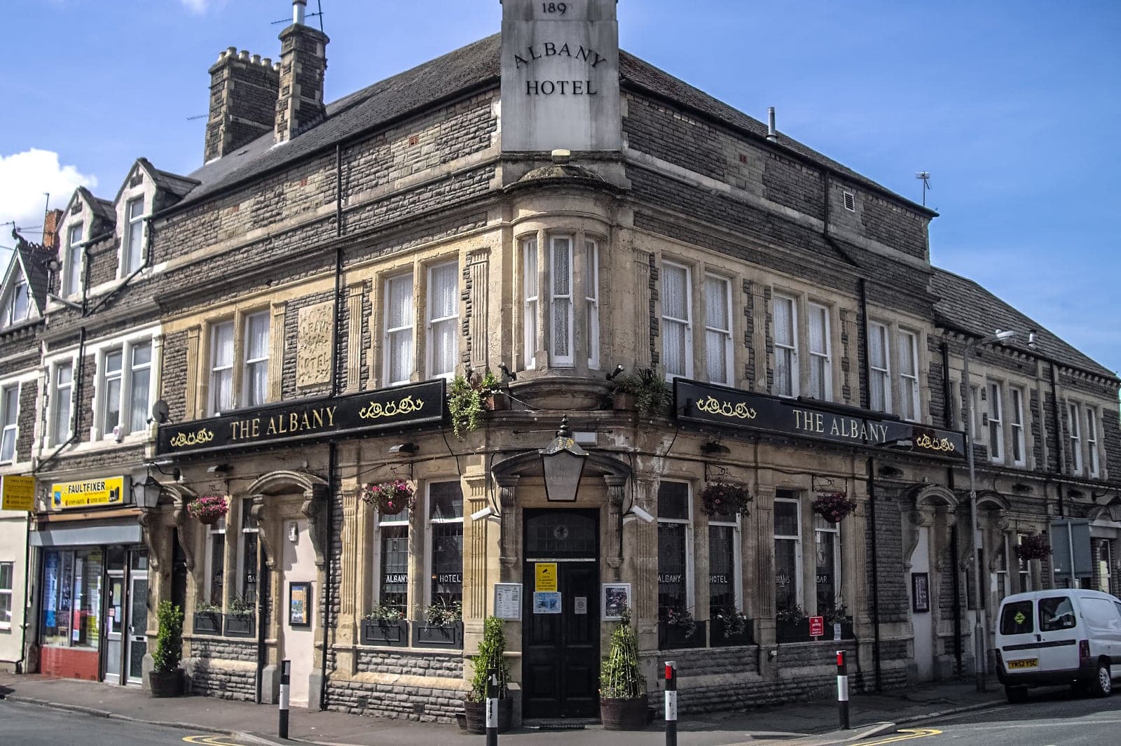 10 Most Iconic Pubs In Cardiff Where To Enjoy A Pint In A Traditional 10-most-iconic-pubs-in-cardiff-where-to-enjoy-a-pint-in-a-traditional