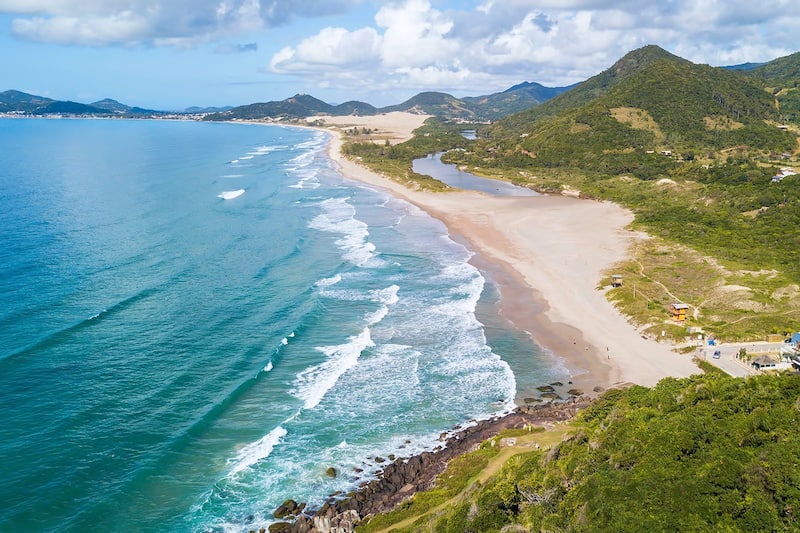 9 atividades para aproveitar a Praia do Rosa - Conheça a Praia do Rosa ...