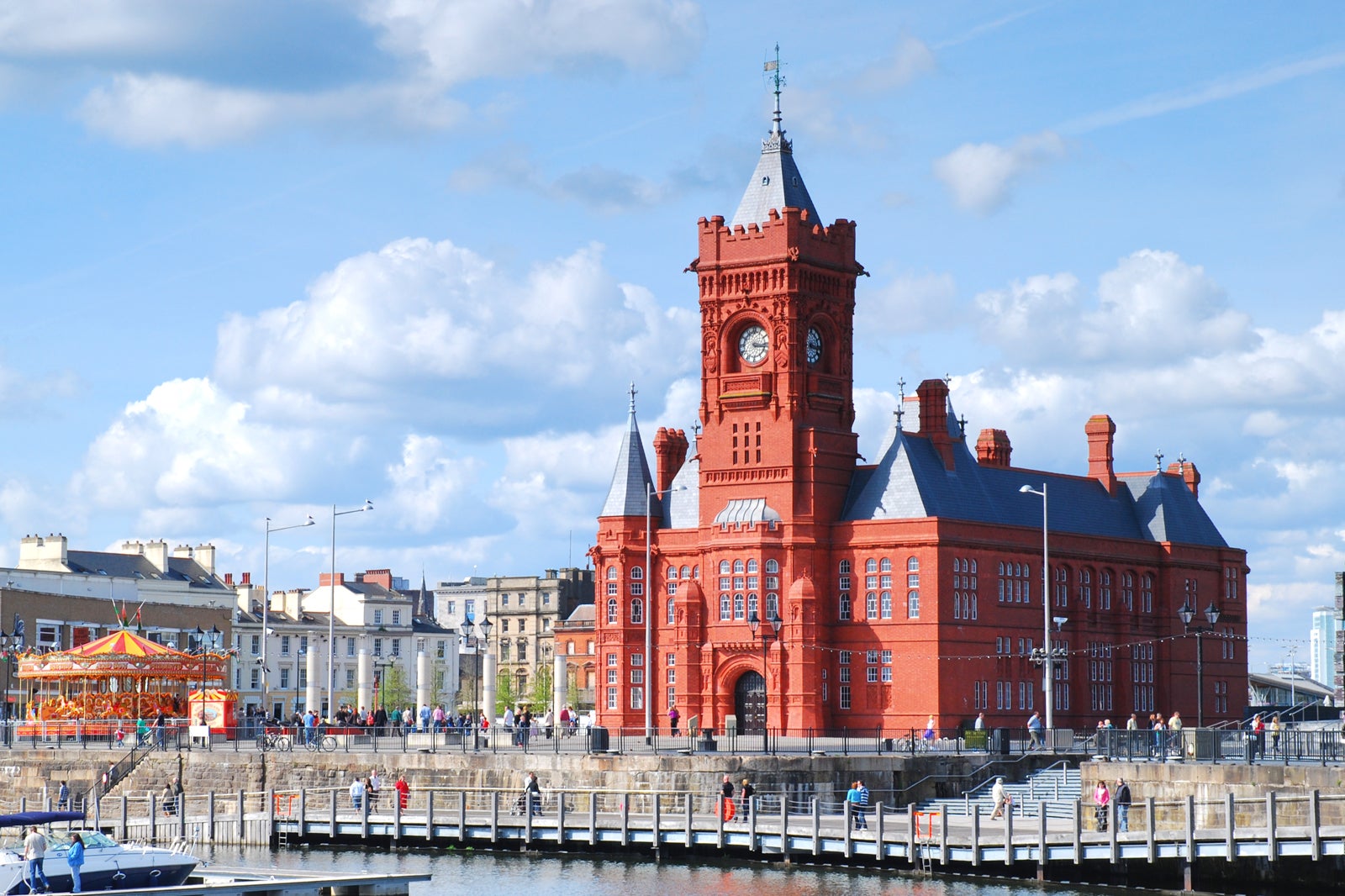 travelling cardiff central