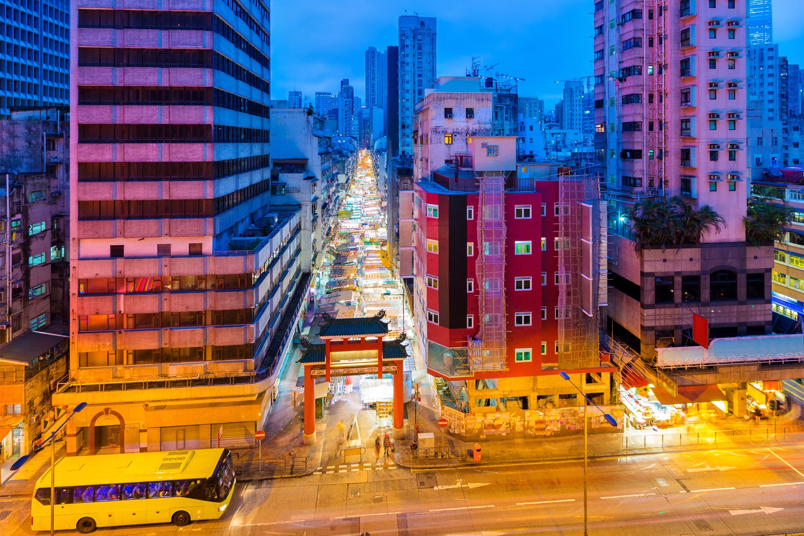 Temple Street Night Market Hong Kong Night Market in Kowloon